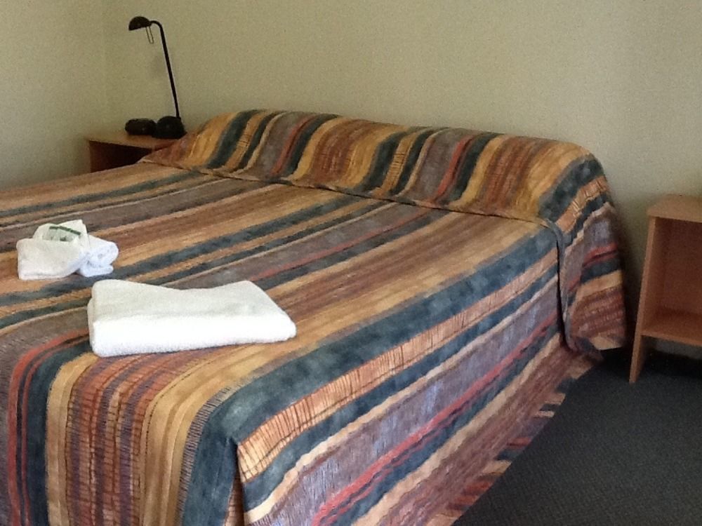 Motel Riverina Leeton Exterior photo